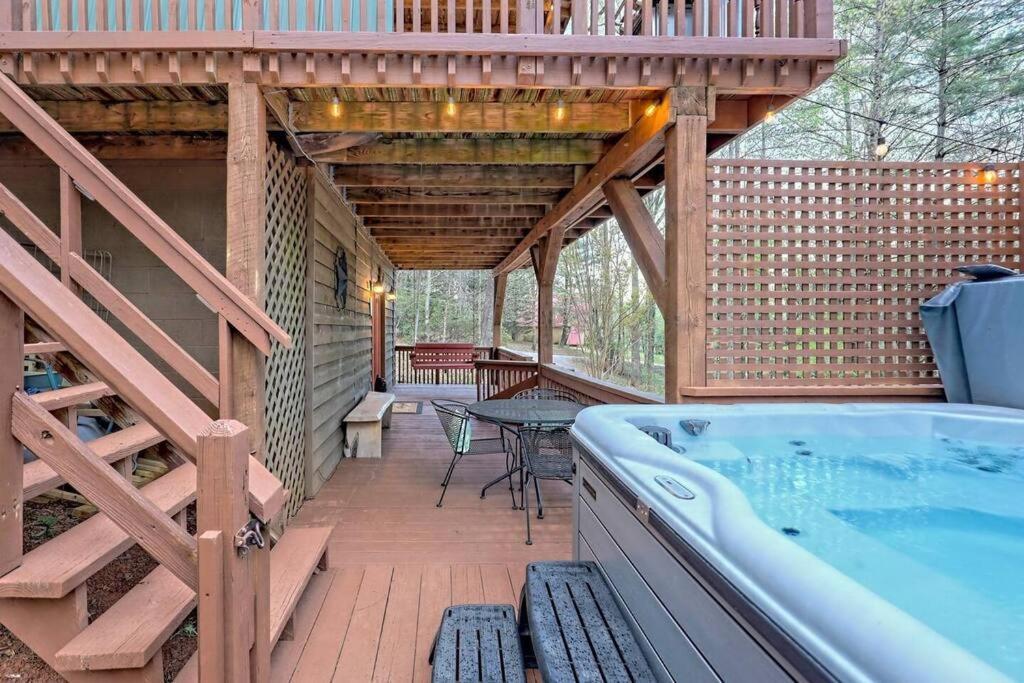 Near Downtown Helen - Hottub, Sauna, Game Room, Fire Pit Екстериор снимка