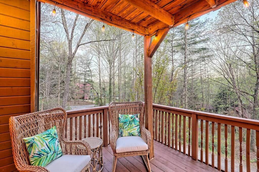 Near Downtown Helen - Hottub, Sauna, Game Room, Fire Pit Екстериор снимка